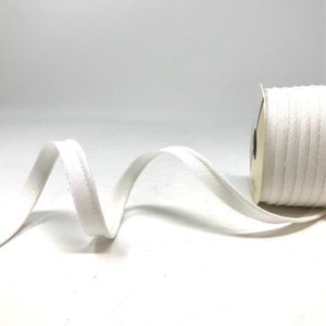 Natural Ivory Linen-Blend Insertion Piping, Skinny Cord, 3mm (1/8in) *Sold Per Metre*