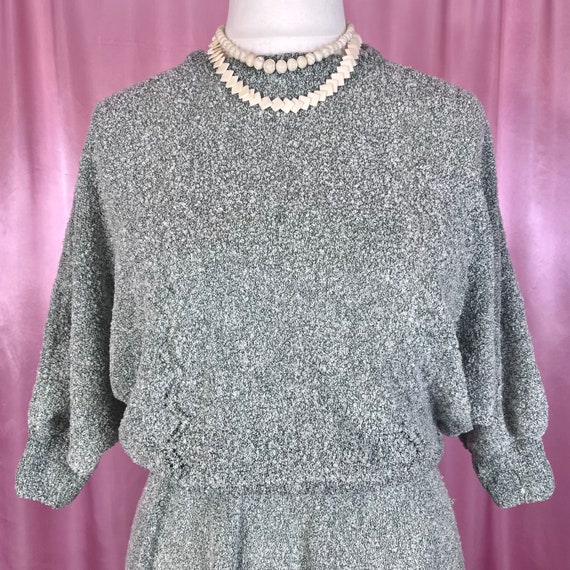 Vintage 1980s pale Green knit batwing jumper and … - image 2