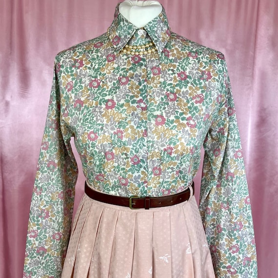 Vintage 1960s delicate pastel floral and leaf dit… - image 1