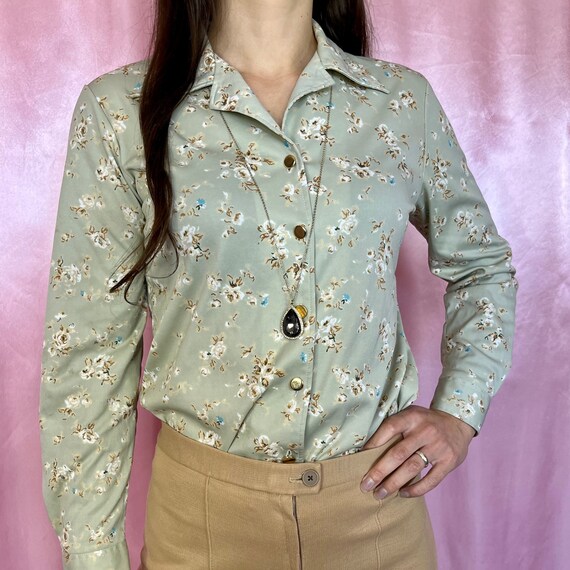 Vintage 1970s Grey floral long sleeve blouse / sh… - image 1