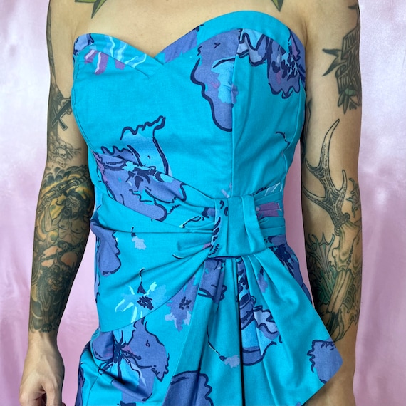 Vintage 1980s Blue & Purple floral sweetheart str… - image 3