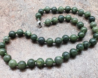 Canada Jade Hand Knotted Necklace with Lobster Claw Clasp