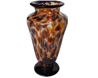 Paul Allen Counts signed mouth-blown, handmade, art glass vase. 10" tall.