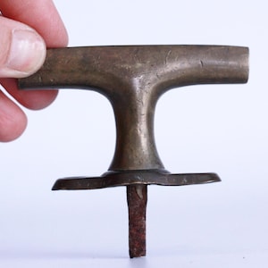 Maniglia per finestra vintage in ottone massiccio, ferramenta in metallo di metà secolo, pomello per cassetto (8x7,5x2,5 cm)