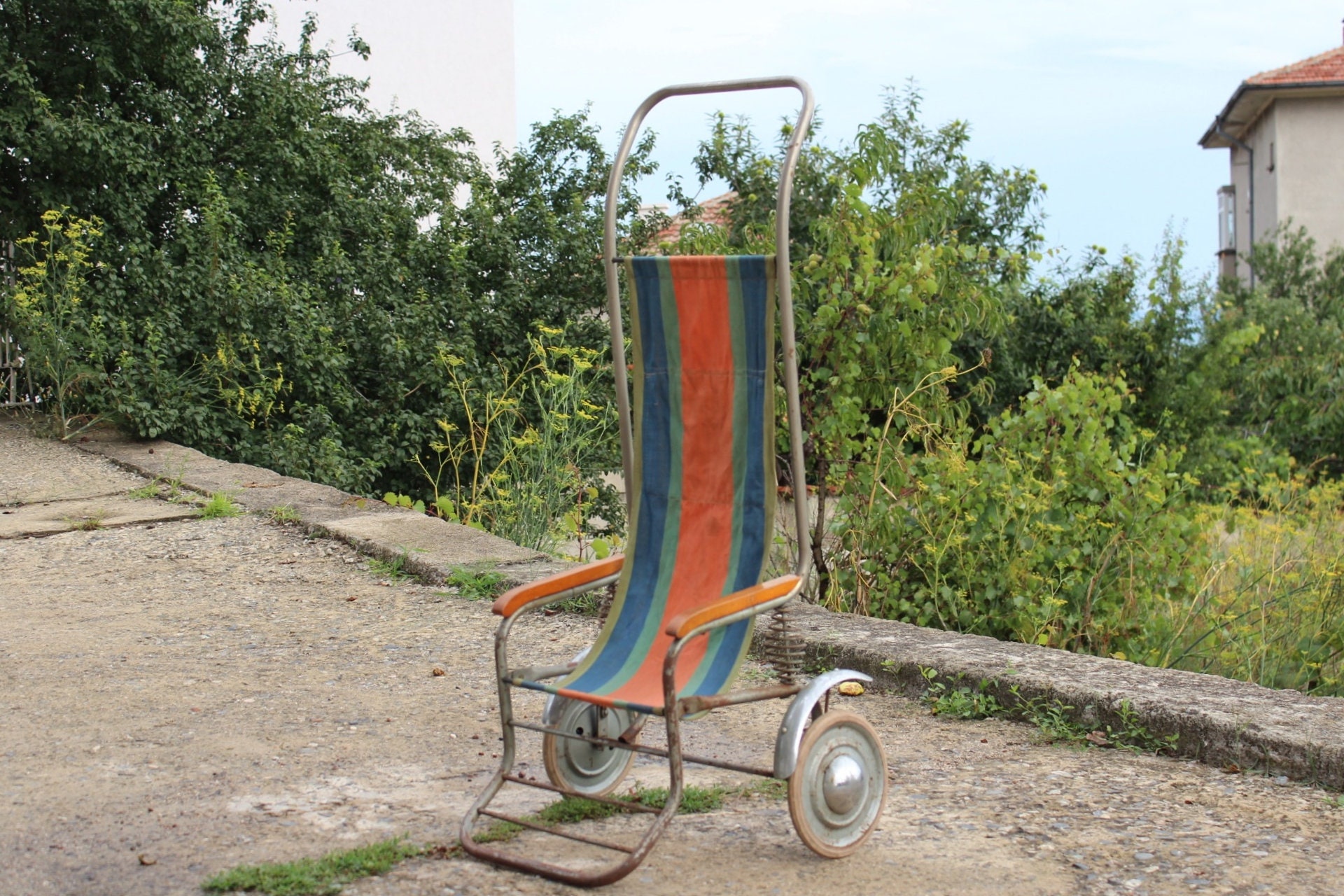 1950s baby stroller