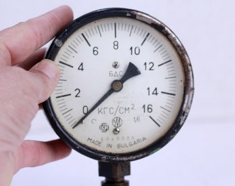 Manometro vintage da 16 bar: manometro bulgaro per la pressione dell'aria, arredamento steampunk