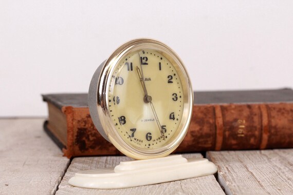Vintage Mechanical Wind up Alarm Clock Slava 11 Jewels Working