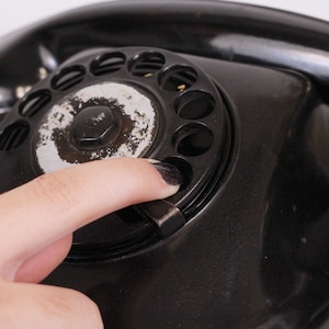 Vintage Black Bakelite Rotary Phone, 50&#39;s Telephone