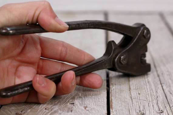 Vintage Metal Sealing Pliers Marking Stamping Pliers Pliers on