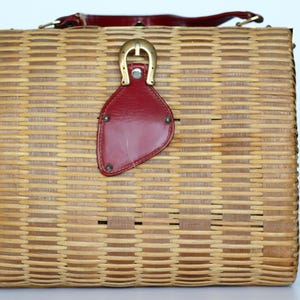 1930s Handmade Woven Straw Bag: Vintage Summer Handbag