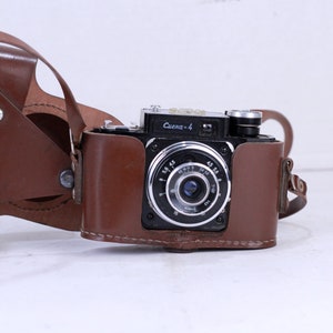 Vintage Smena 4 Kamera, UdSSR, hergestellt in den 1970er Jahren, mit Tasche