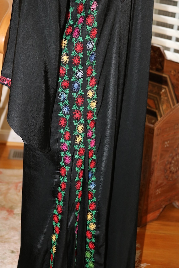 Hand Made and Hand Stitched Palestinian Dress - image 8