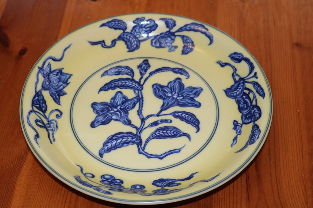 Mottahedeh Reproduction of a Chinese Dish Ming Dynasty Hung Chih Period ...