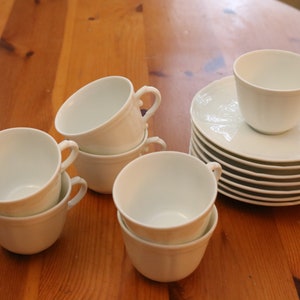 Richard Ginori Flat Demitasse Espresso Cup Fine China Collection of Four.  Made In Italy.