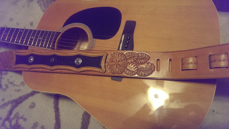 Custom made carved leather guitar strap. image 4