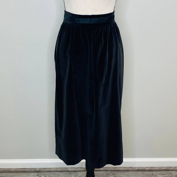 Vintage DSB Black Velvet and Satin Skirt Suit Wom… - image 10
