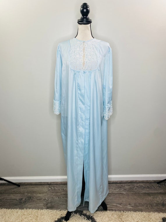 Vintage Barbizon Blue Satin Eyelet Robe Embroidere