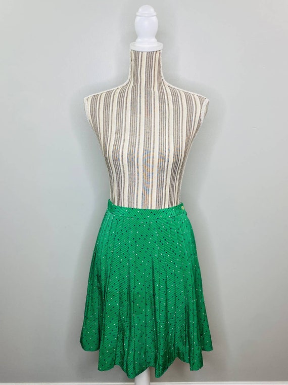 Vintage Country Sophisticate by Pendleton Green Po