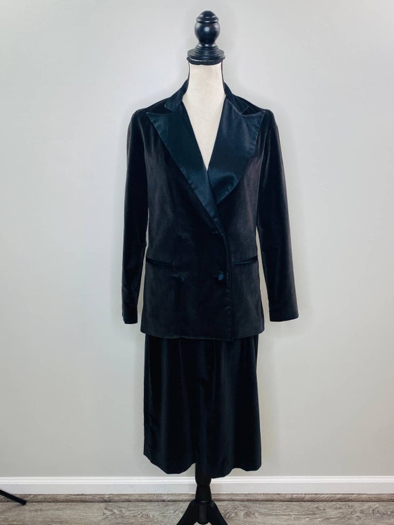 Vintage DSB Black Velvet and Satin Skirt Suit Wom… - image 1