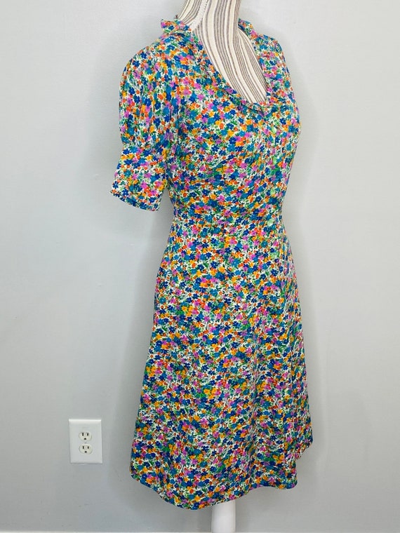 Vintage Floral A-Line Dress Women Small Ruffle Tr… - image 3