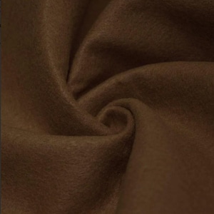 Fieltro acrílico 100 % marrón. Tejido de la mejor calidad. Se vende cortado a medida.