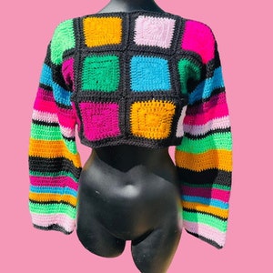 SCHEMA ALL&#39;UNCINETTO per maglione corto all&#39;uncinetto