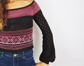 Mailen Crop Sweater Knitting Pattern by Cecilia Losada of Mamma Do It Yourself, 10 sizes, fair isle, video tutorial, sweater bottom up