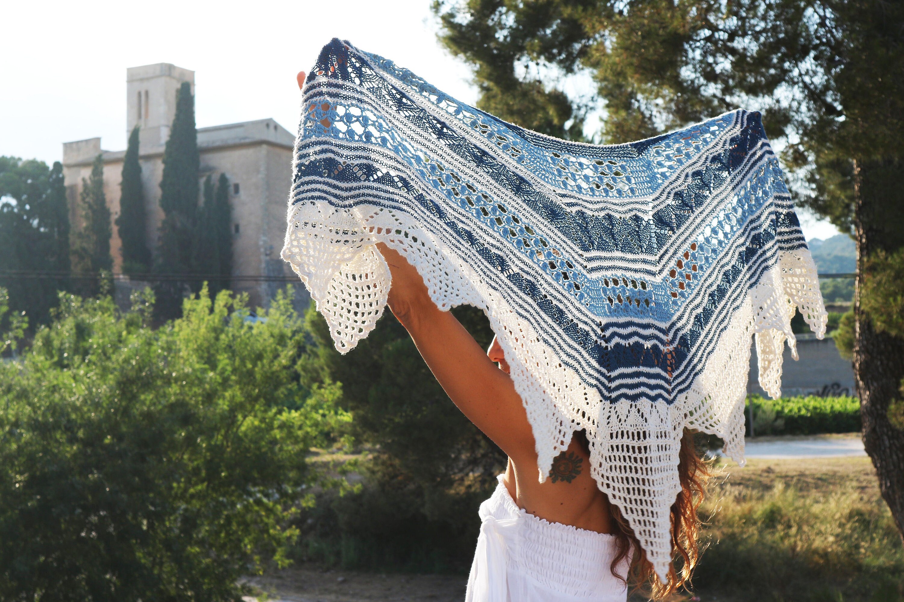 Alchemy Knit + Crochet Pattern by Cecilia Losada, Mamma Do It Yourself, shawl pattern, triangular shawl, crochet, videos, knitting