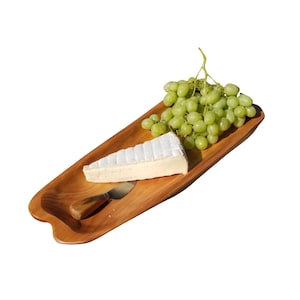 18&quot; Long X 7&quot; Appetizer Platter Hand-Carved From Reclaimed Root Wood