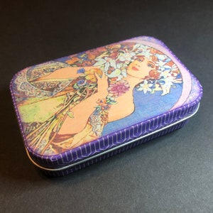 Lata alterada Vintage Mucha
