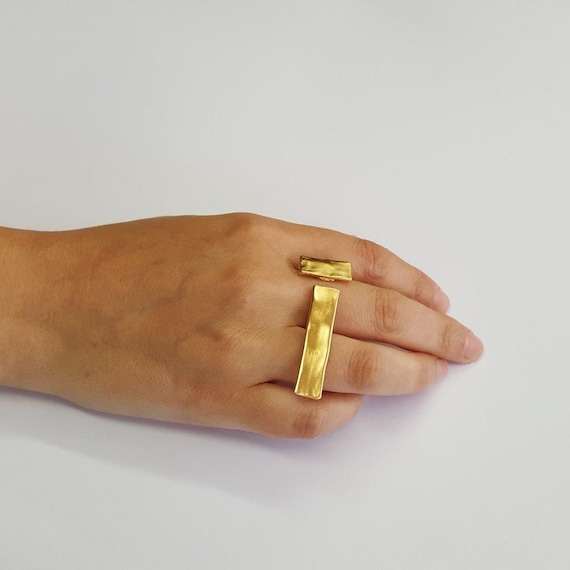 Two finger hotsell bar ring