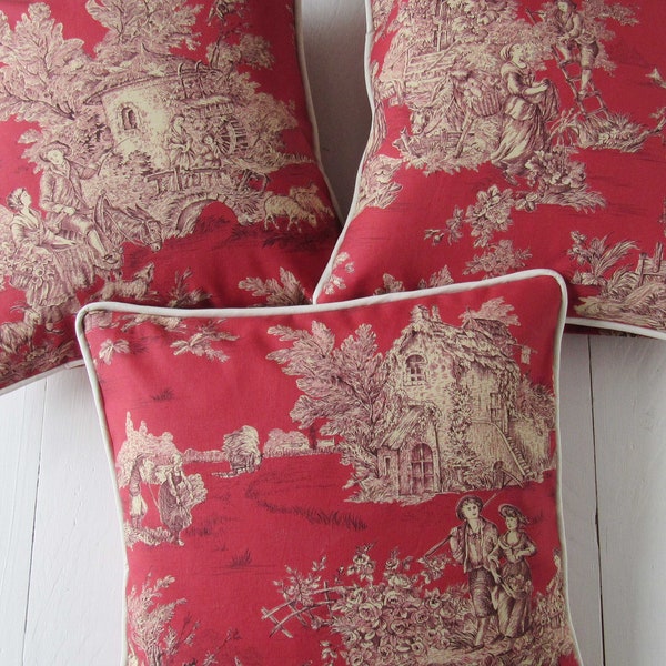 Kussenhoes Toile de Jouy rood beige in Franse Country Style Kussenhoes rood met crèmewitte bies en ritssluiting