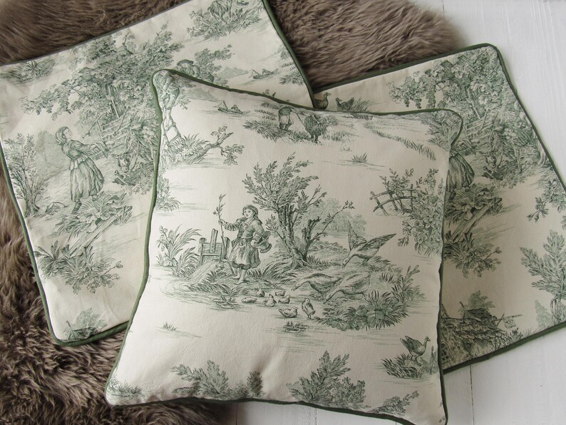 Kissenhülle 40x40cm Toile de Jouy grün French Country Style ländliche Szenerie Kissenbezug grün creme mit Paspel reine Baumwolle Bild 9