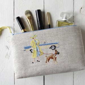 Kosmetiktasche Leinen hellgrau Vintage Mode handgestickt 50er Jahre reines Leinen Makeup Tasche gefüttert mit Vichykaro