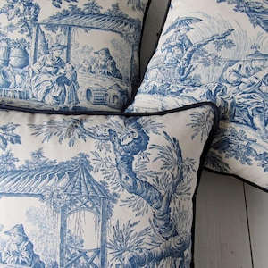 Funda de cojín estilo chinoiserie en Toile de Jouy y lona azul, 50 x 50 cm o 35 x 55 cm, con ribete hecho a mano.
