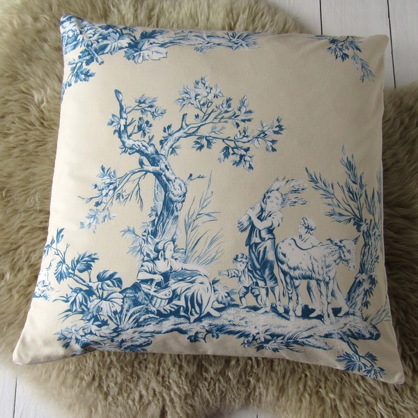 Toile de Jouy cushion cover, light blue on light yellow background, 40x40 cm, reverse side vintage cotton