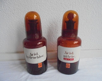 2 apothecary jars/2 wide, rare apothecary bottles with an extra glass cover/special apothecary bottles/pharmacist bottles