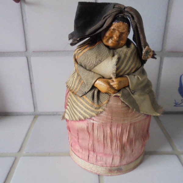 french doll / french old lady / vintage costume / french doll / antique doll / vintage country lady