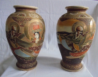 set of 2 beautiful antique Japanese vases/decoration vases/gold plated vases