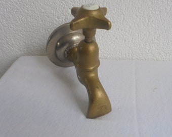 vintage faucet/bronze faucet/industrial faucet with back plate/antique tap