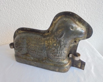 Vintage large chocolate shape in model of chocolade mold/sheep mold