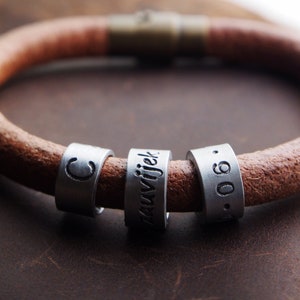 Personalized mens bracelet, Kids Name Dad Leather bracelet, Family name, Couple Name, Date, Dad, Father, Husband, family names, Custom Gifts