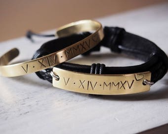 Engraved Couples bracelet, Matching couple bracelets, Anniversary date bracelets Roman numeral anniversary gift Personalized mens bracelet