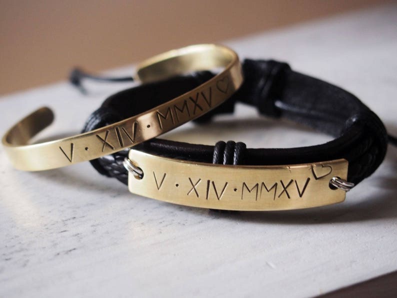 Engraved Couples bracelet, Matching couple bracelets, Anniversary date bracelets Roman numeral anniversary gift Personalized mens bracelet 