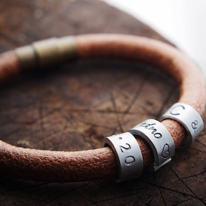Dad Bracelet with Names, Mens Leather bracelet with name, Real Leather, Couple Names, Date, Dad, Father, Husband, family names, Custom Gifts