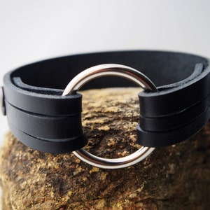 Wedding Ring Bracelet, Real leather O Ring Bracelet, Widows bracelets, widows ring bracelet, thin o ring bracelet, Leather Metal ring gift
