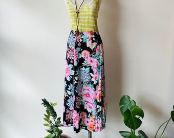 Long floral skirt floral black skirt floral maxi skirt grunge skirt 90s maxi skirt 90s skirt long skirt high waisted skirt s skirt small