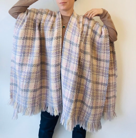 Plaid Vintage cape Irish plaid cape vintage wool c