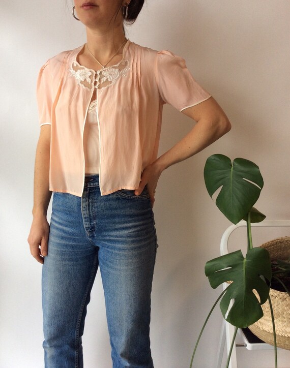 Petal pink bed jacket Peach bed jacket Vintage bed