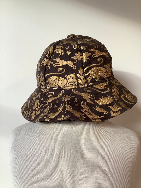 Fluffy Bucket Hat • White LV – Melbourne Vintage